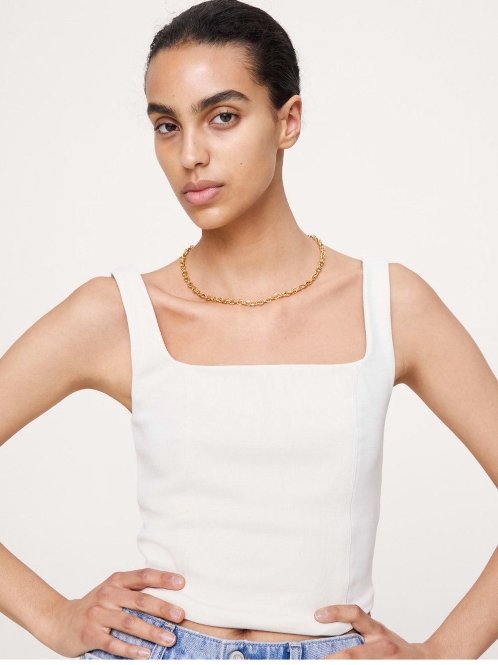 Banana Republic Polished Gold Link Necklace - Picture 3 of 3
